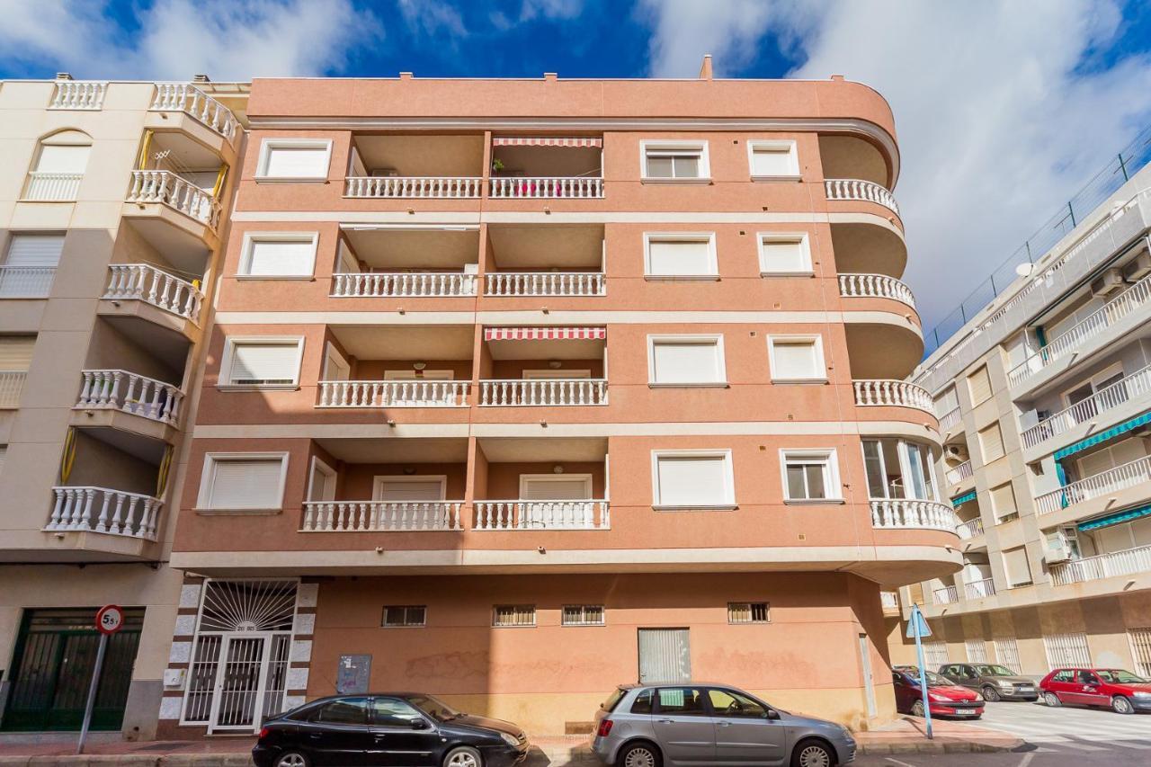 Alegria Id 55 Apartment Торевиеха Екстериор снимка