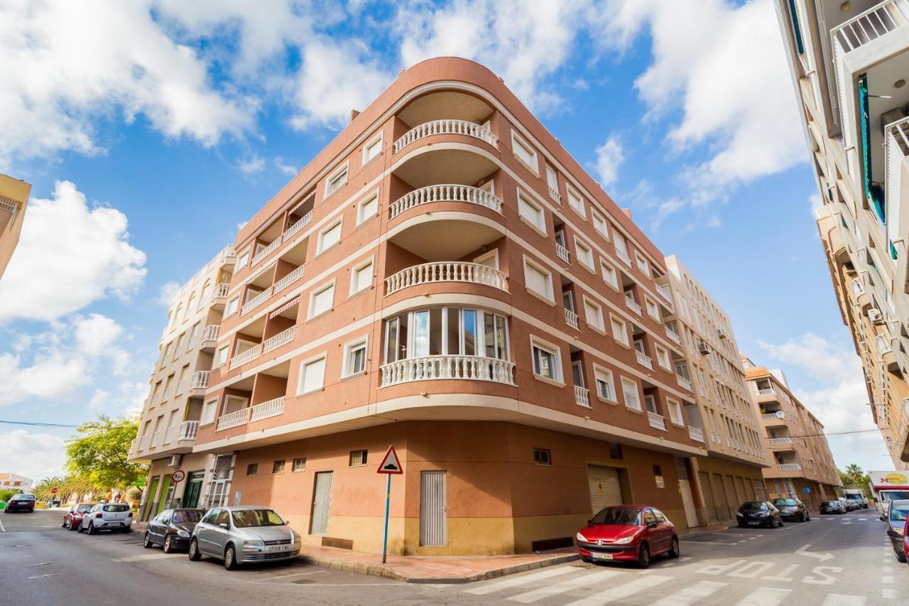 Alegria Id 55 Apartment Торевиеха Екстериор снимка